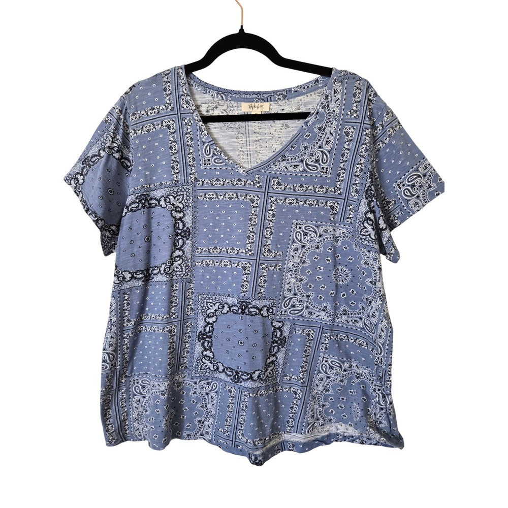 Style & Co Women 2X T-Shirt Blue Bandana Print V-Neck Short Sleeve Cotton Boho